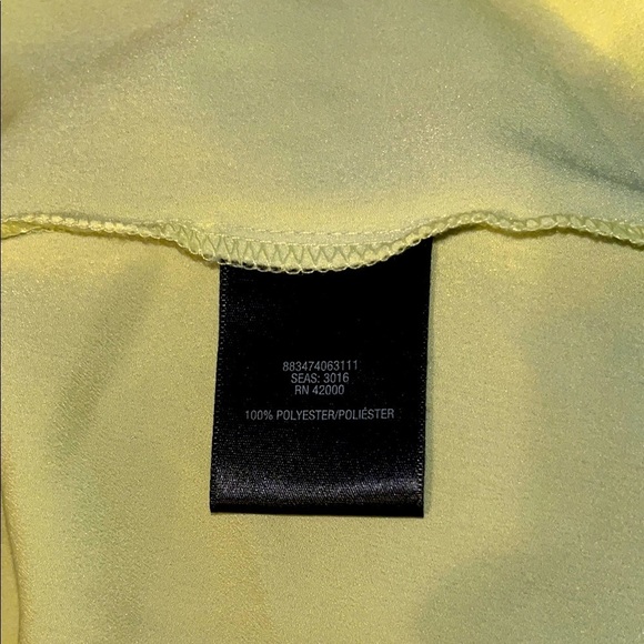 Attention Yellow Sleeveless Button Down Shirt Size XL - Picture 8 of 9